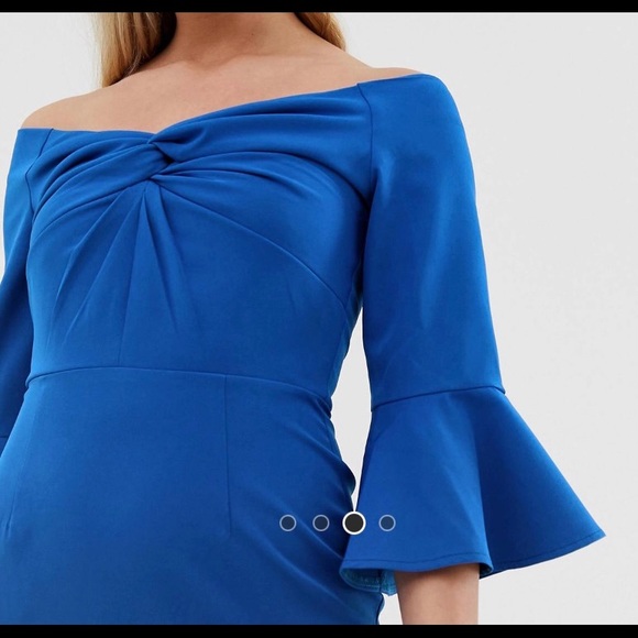 Off the shoulder dress fits like a 4 - Picture 3 of 3